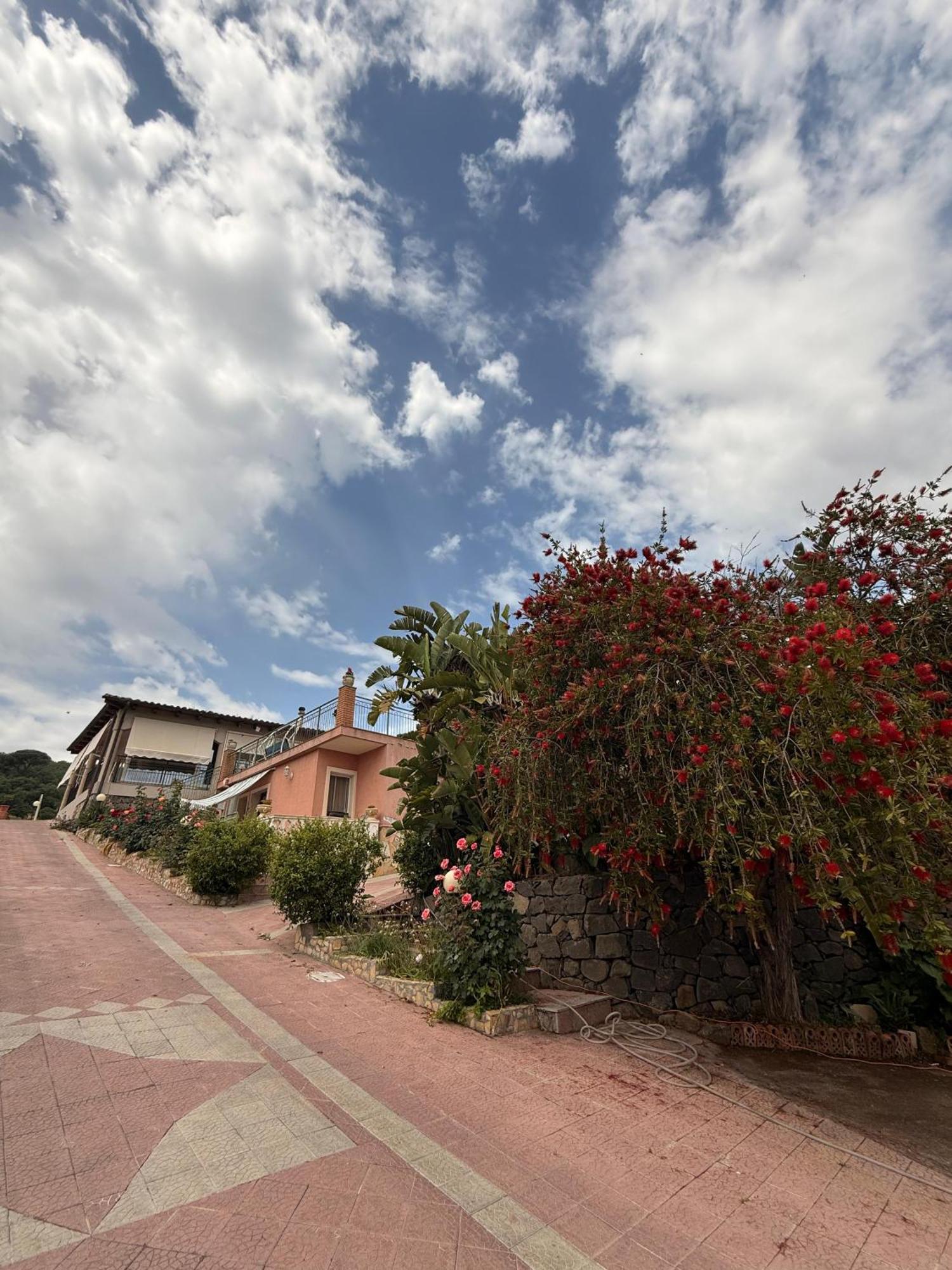 Villa Militello Nel Borgo Piu Bello Di Italia Del 2025 Militello in Val di Catania Bagian luar foto